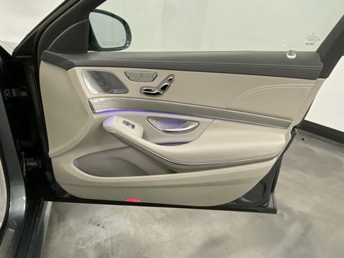 Used 2016 Mercedes-Benz S 550 4MATIC Sedan image 47
