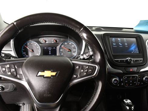 Used 2018 Chevrolet Equinox LT AWD/4WD image 16