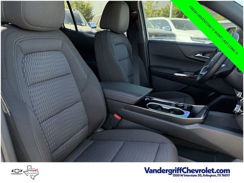 New 2026 Chevrolet Equinox LT w/ Safety and Technology Package FWD image 23