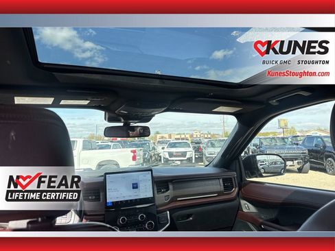 Used 2022 Ford Expedition Limited AWD/4WD image 39