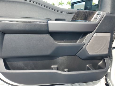 Used 2025 Ford F250 Lariat w/ Lariat Ultimate Package image 21