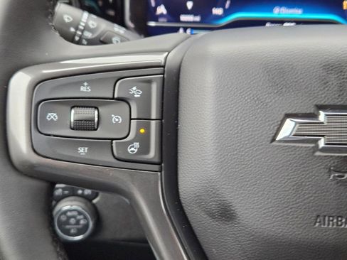 Used 2025 Chevrolet Silverado 2500 ZR2 AWD/4WD image 22