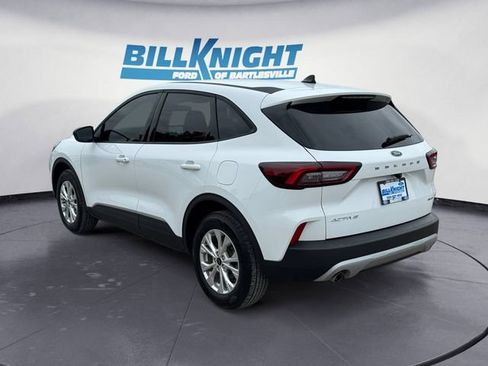 Used 2025 Ford Escape Active AWD/4WD image 3
