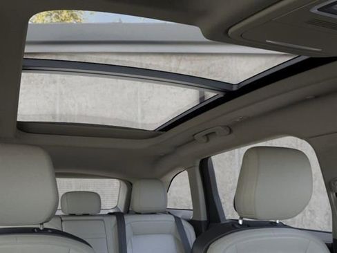 New 2026 Lincoln Nautilus Premier w/ Equipment Group 102A AWD/4WD image 22