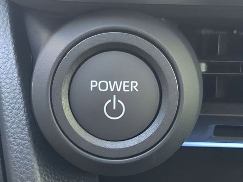 New 2026 Toyota Prius Plug-In Hybrid FWD image 33