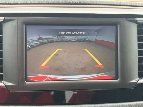 Used 2023 Chrysler Voyager LX FWD image 43