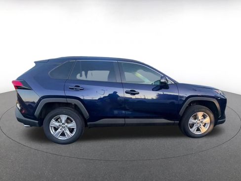 Used 2025 Toyota RAV4 XLE image 16