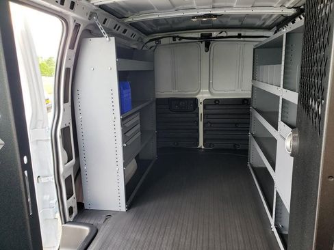 New 2025 Chevrolet Express 2500 w/ Communications Package RWD image 21