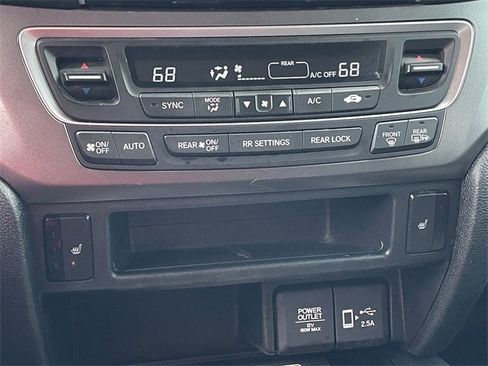 Used 2022 Honda Pilot Special Edition image 19