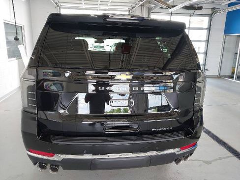 New 2026 Chevrolet Suburban Premier w/ Sun And Tow Package AWD/4WD image 33