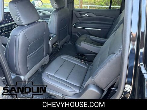 New 2026 Chevrolet Traverse LT w/ Midnight/Sport Edition FWD image 25