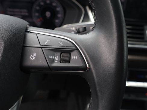 Used 2024 Audi Q5 2.0T Premium Plus AWD/4WD image 17