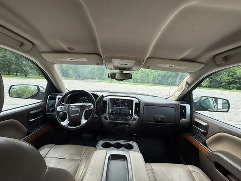 Used 2014 GMC Sierra 1500 SLT w/ SLT Crew Cab Value Package AWD/4WD image 14