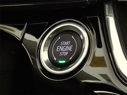 Used 2025 Chevrolet Trax ACTIV w/ Driver Confidence Package image 22