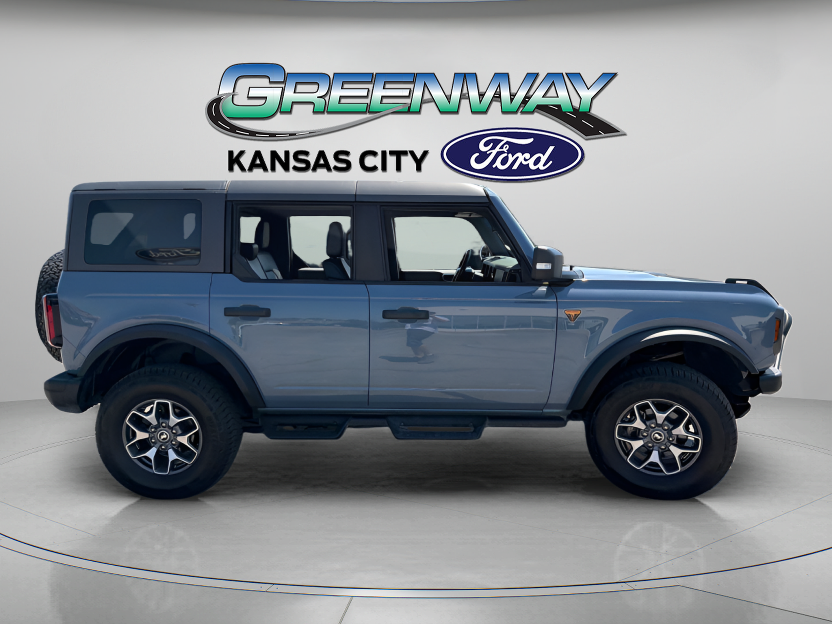 Used 2023 Ford Bronco Badlands AWD/4WD image 9