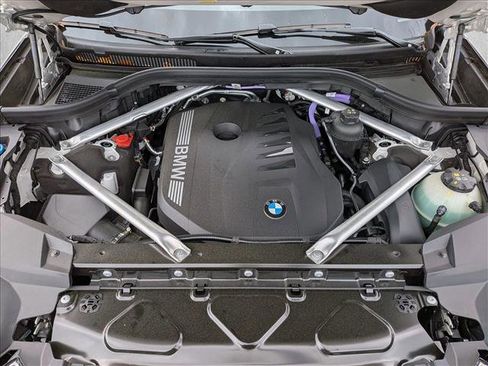 New 2026 BMW X7 xDrive40i AWD/4WD image 18