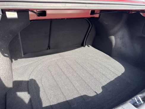 Used 2020 Hyundai Elantra SE image 27