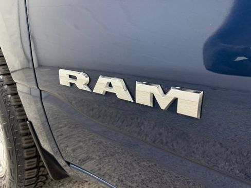Used 2023 RAM 1500 Laramie AWD/4WD image 7