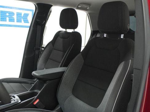 Used 2024 Chevrolet TrailBlazer LS w/ LS Convenience Package FWD image 6