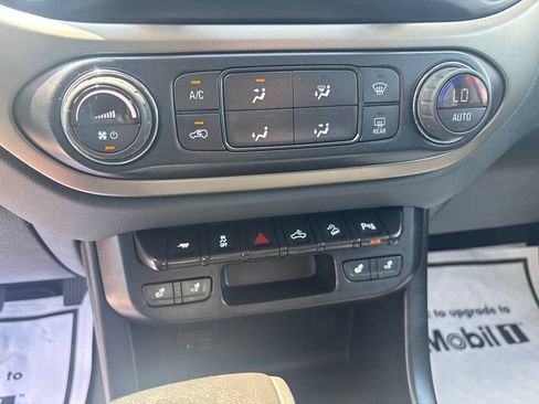Used 2020 Chevrolet Colorado Z71 AWD/4WD image 26