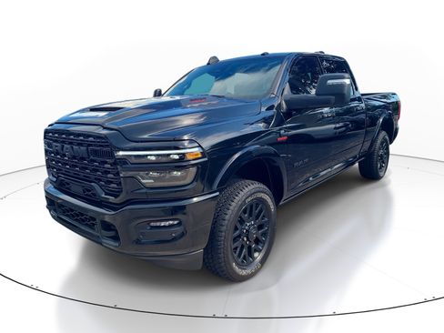 Used 2025 RAM 3500 Limited AWD/4WD image 3
