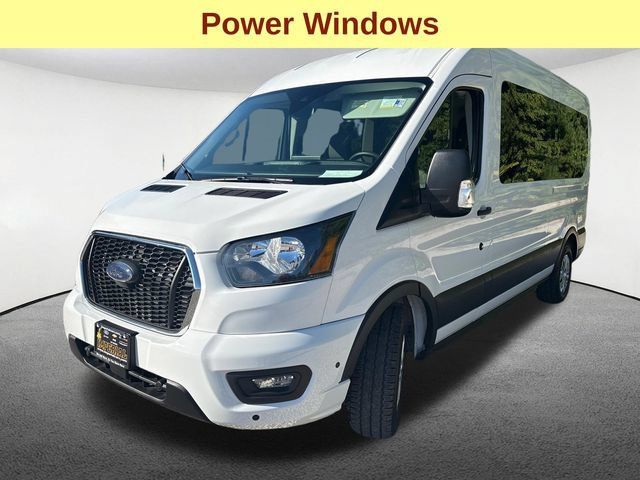 Used 2025 Ford Transit 350 XLT RWD image 6