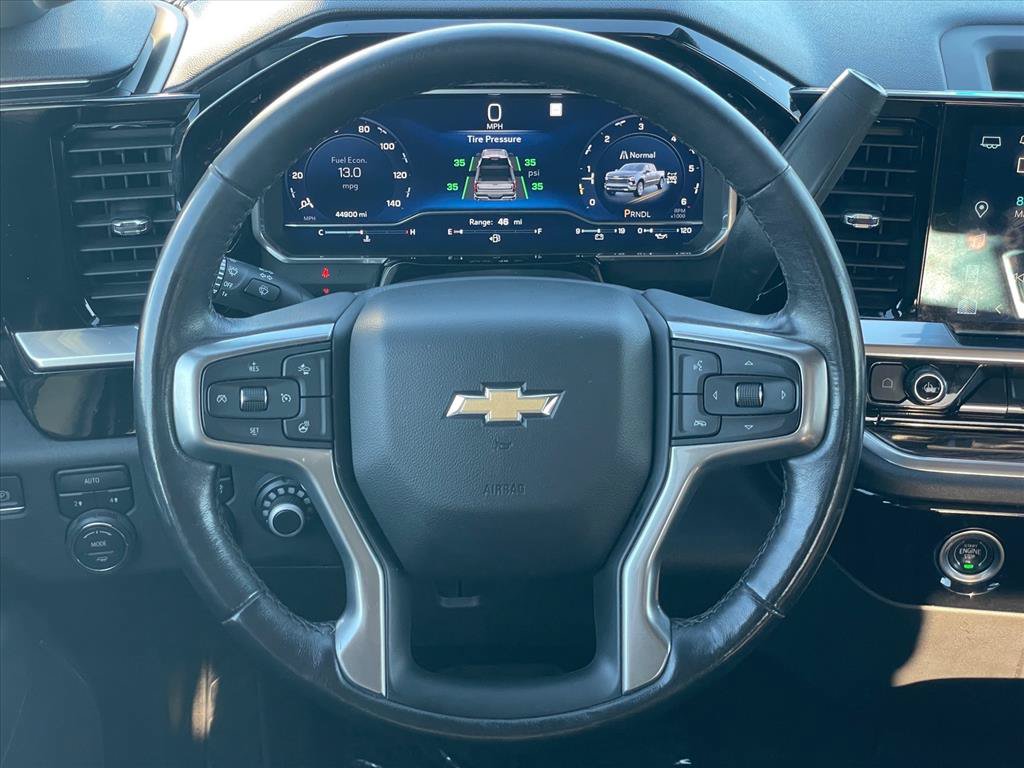 Used 2022 Chevrolet Silverado 1500 LT AWD/4WD image 12
