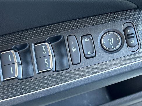 Used 2024 Honda Civic Touring image 13