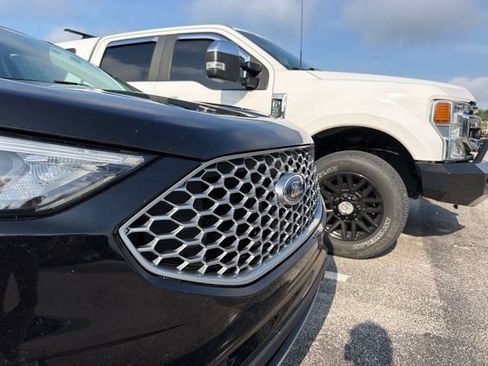 Used 2024 Ford Edge SEL AWD/4WD image 9