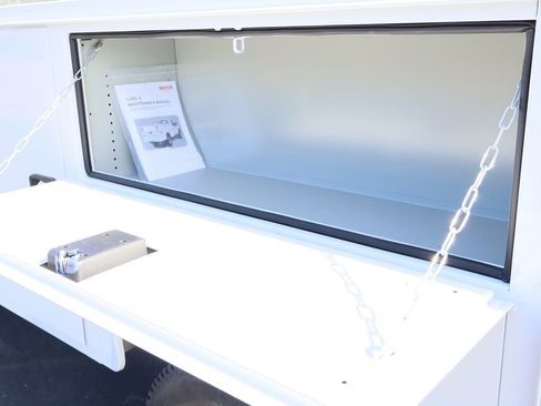 New 2026 GMC Sierra 2500 Pro w/ Convenience Package image 12