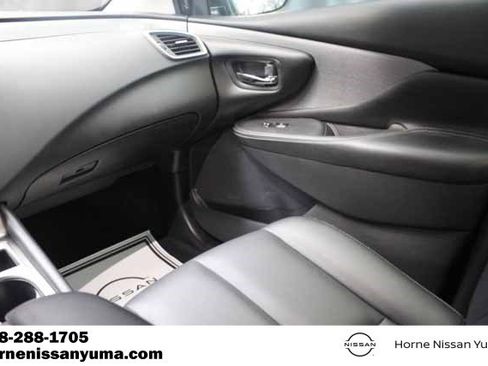 Used 2022 Nissan Murano SV w/ SV Midnight Edition Package AWD/4WD image 11