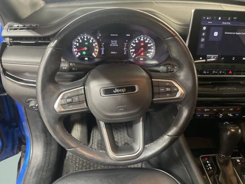 Used 2022 Jeep Compass Altitude w/ Convenience Group image 17