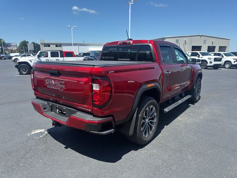 Used 2024 GMC Canyon Denali AWD/4WD image 5