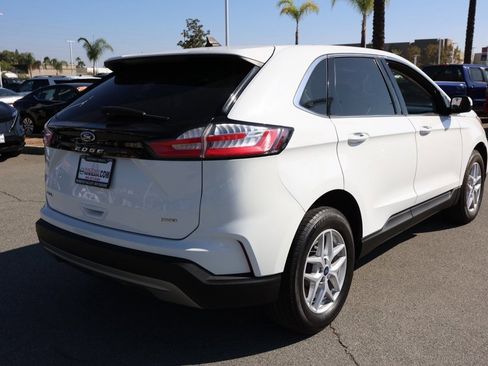 Used 2022 Ford Edge SEL image 4
