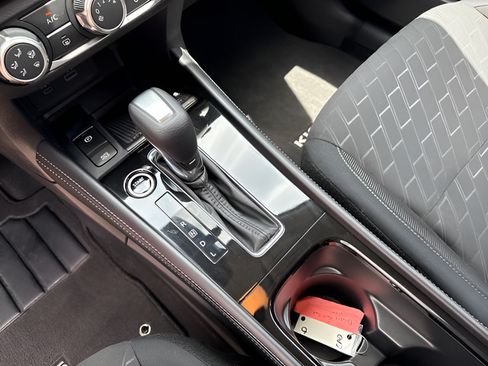 Certified 2024 Nissan Kicks SV FWD image 29