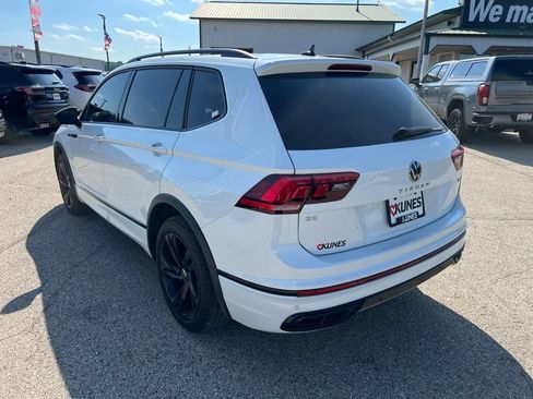 Used 2024 Volkswagen Tiguan SE R-Line AWD/4WD image 7