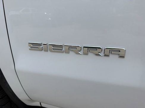 Used 2015 GMC Sierra 1500 4x4 Regular Cab w/ Sierra Convenience Package image 9