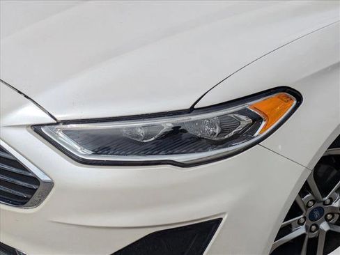 Used 2020 Ford Fusion SEL image 9