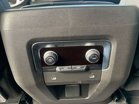 Used 2021 Chevrolet Tahoe LT image 21