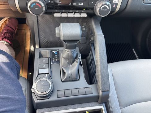 Certified 2026 Toyota Tacoma SR5 AWD/4WD image 25