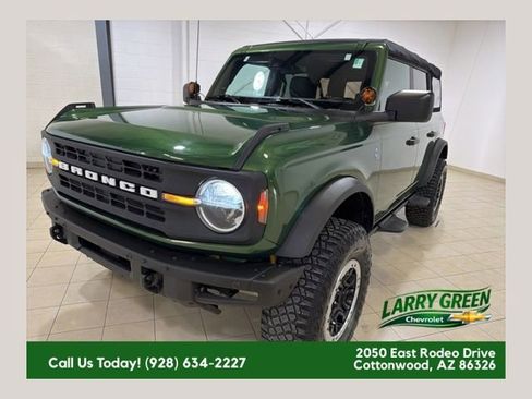 Used 2023 Ford Bronco Black Diamond AWD/4WD image 1