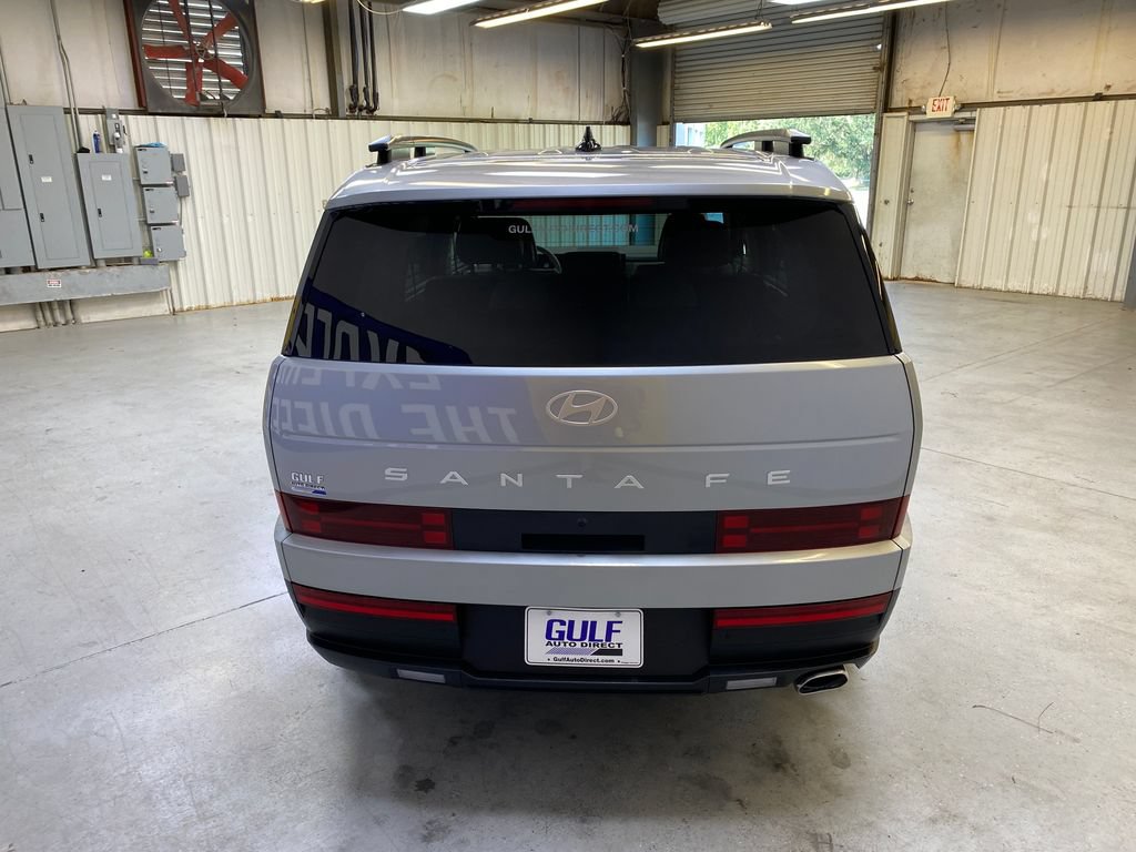 Used 2026 Hyundai Santa Fe SEL FWD image 7