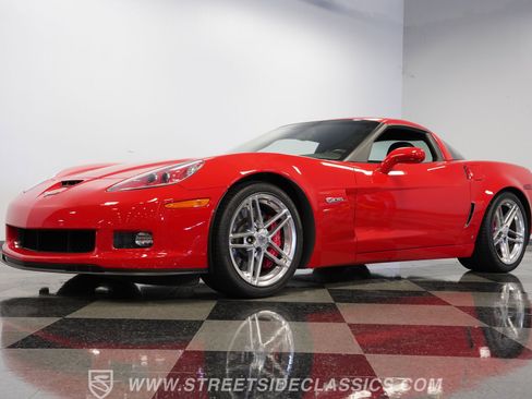 Used 2007 Chevrolet Corvette Z06 w/ Preferred Equipment Group RWD image 22