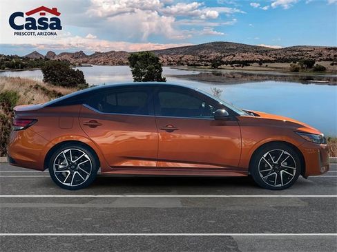 Used 2024 Nissan Sentra SR image 5