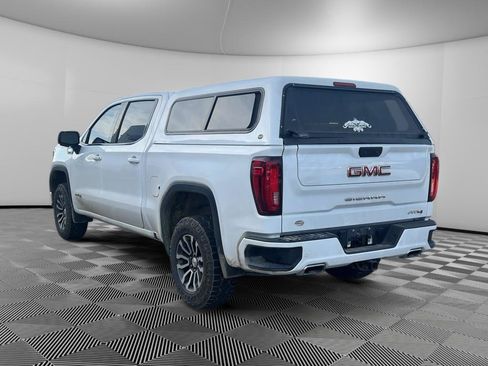 Used 2023 GMC Sierra 1500 AT4 w/ AT4 Preferred Package AWD/4WD image 3