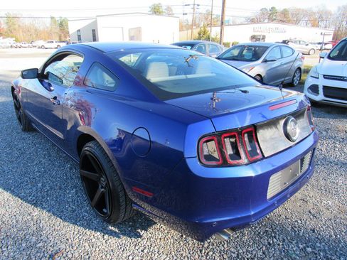 Used 2013 Ford Mustang Coupe image 5