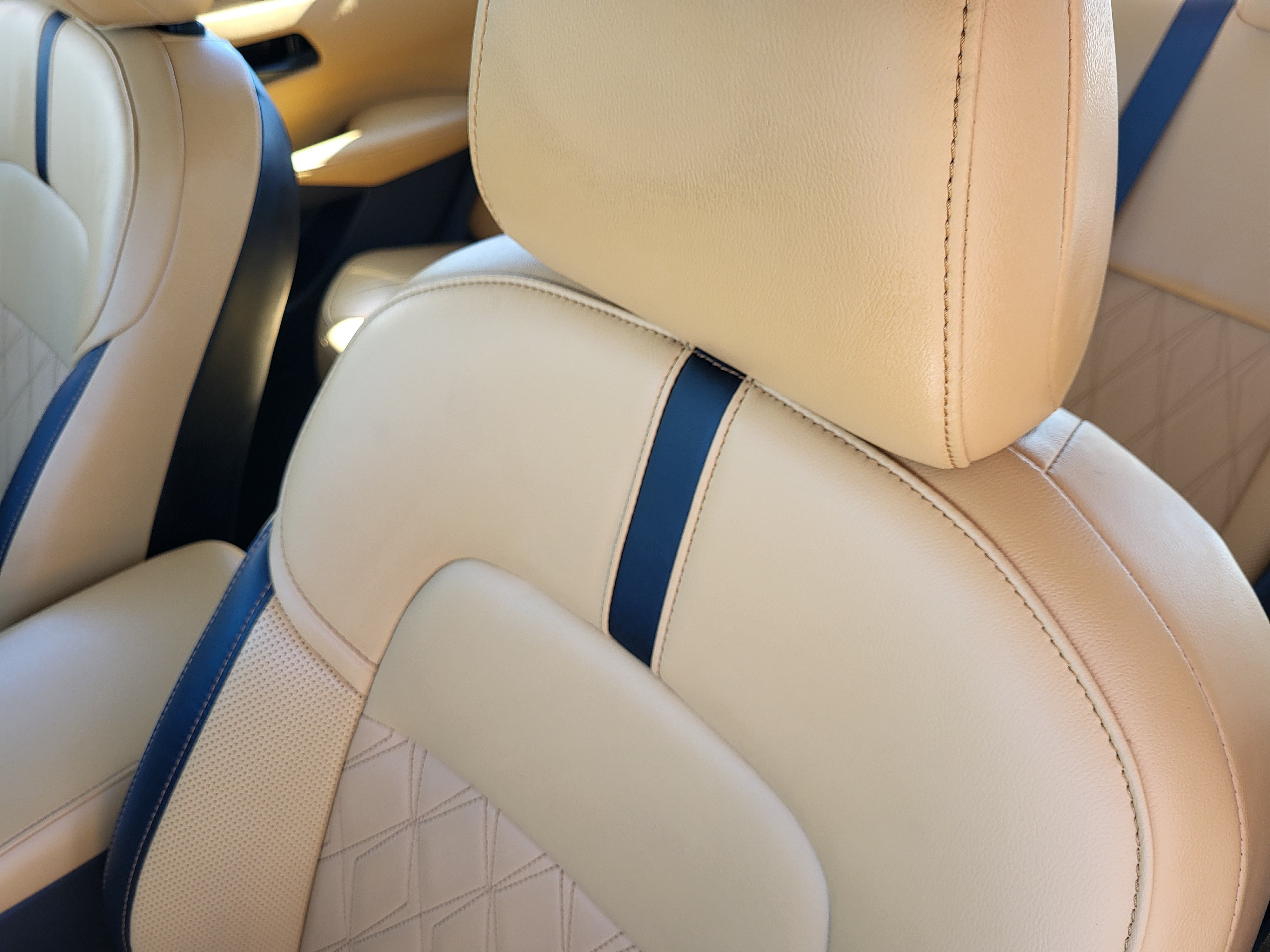 Certified 2025 Nissan Sentra SV w/ SV Premium Package FWD image 23