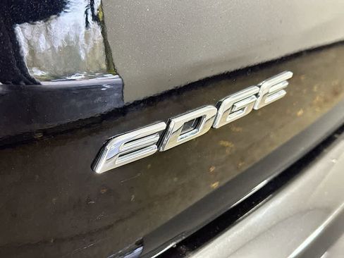 Used 2020 Ford Edge ST w/ Equipment Group 401A image 7