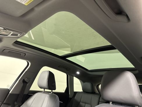 Used 2025 Audi Q5 Premium Plus w/ Premium Plus image 25