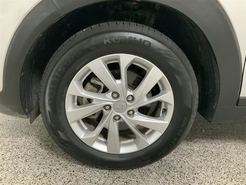 Used 2020 Hyundai Tucson SE AWD/4WD image 10